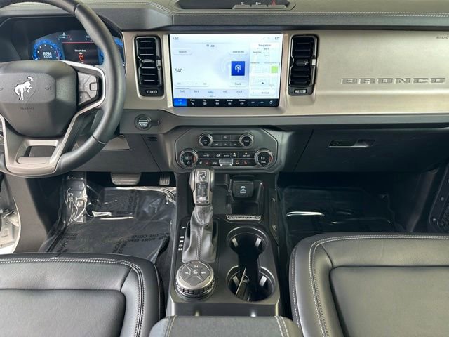 Certified 2025 Ford Bronco Outer Banks AWD/4WD image 17