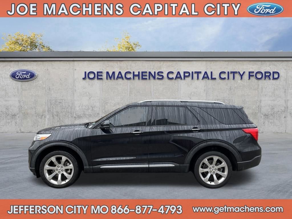 Certified 2020 Ford Explorer Platinum w/ Premium Technology Package image 2