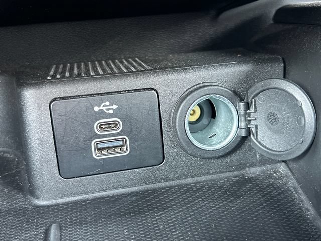 Certified 2025 Ford Escape ST-Line FWD image 20