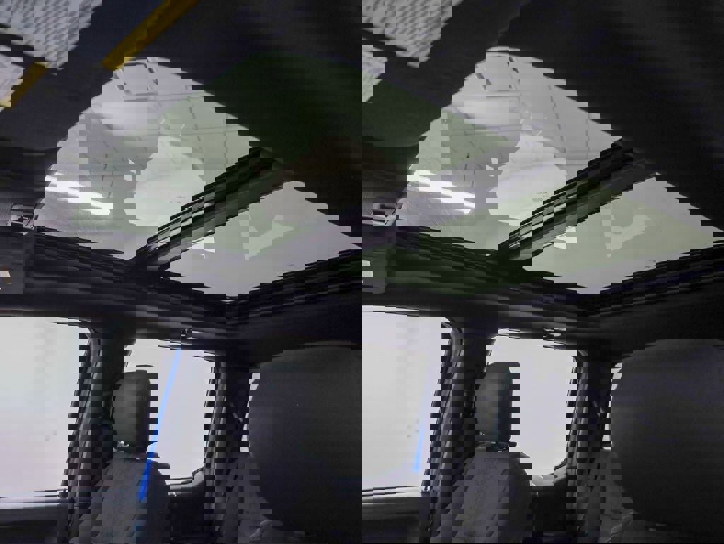 Certified 2019 Ford F150 XLT w/ Equipment Group 302A Luxury image 9