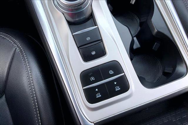 Certified 2024 Ford Explorer Limited image 32