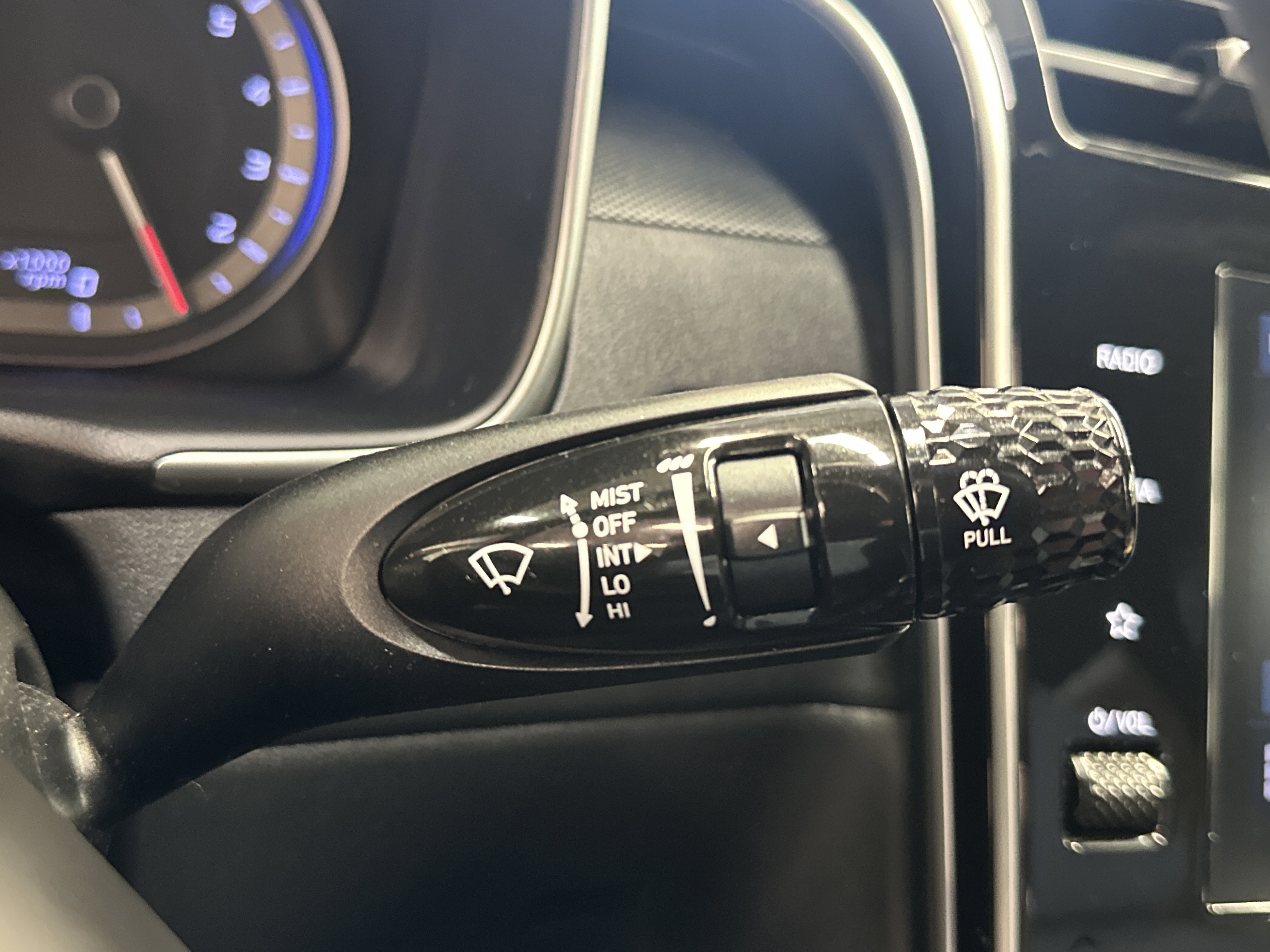 Used 2023 Hyundai Santa Cruz SEL image 30