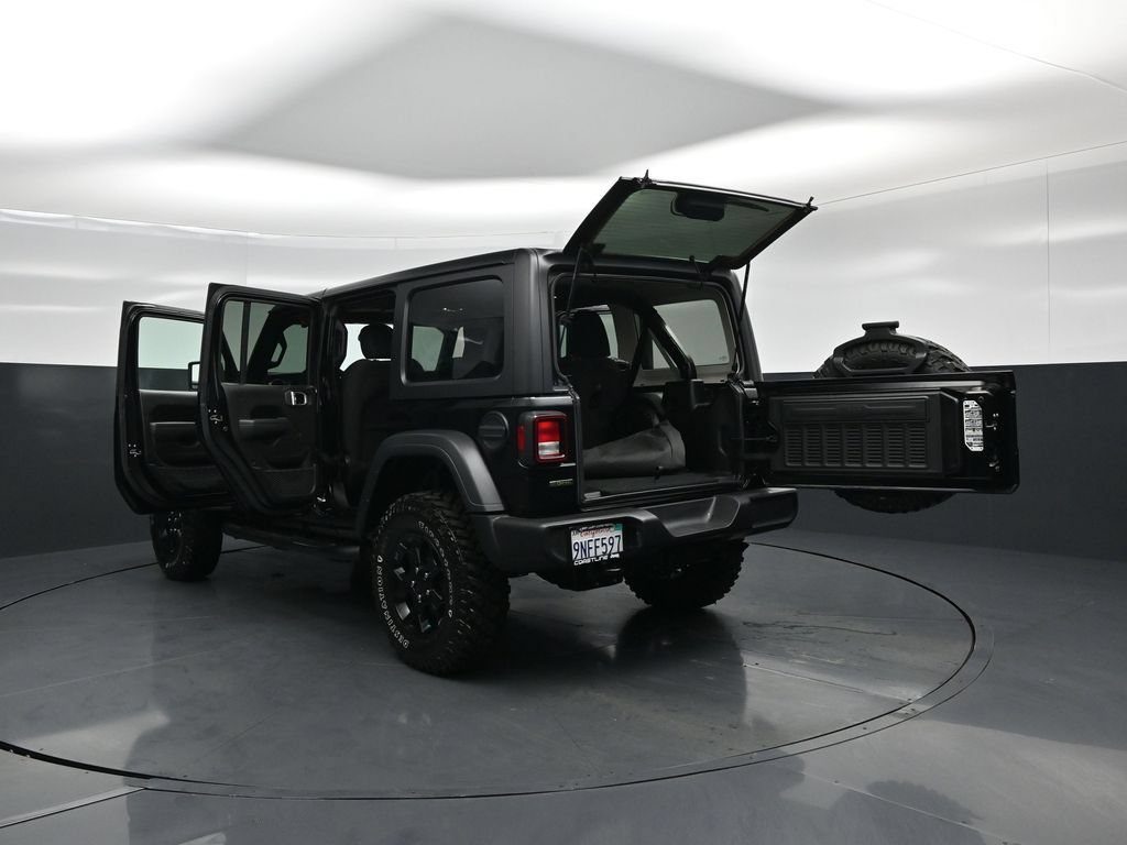 Used 2023 Jeep Wrangler Unlimited Sport AWD/4WD image 30