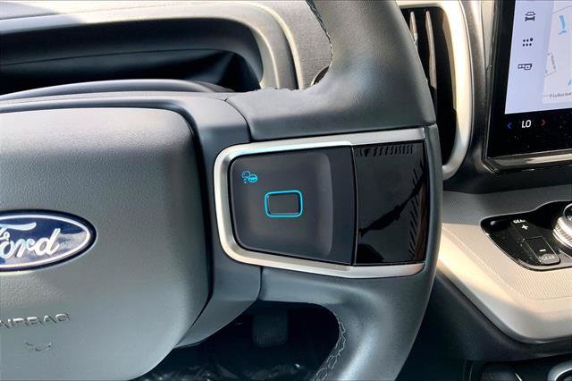 Certified 2025 Ford Expedition Active RWD image 25