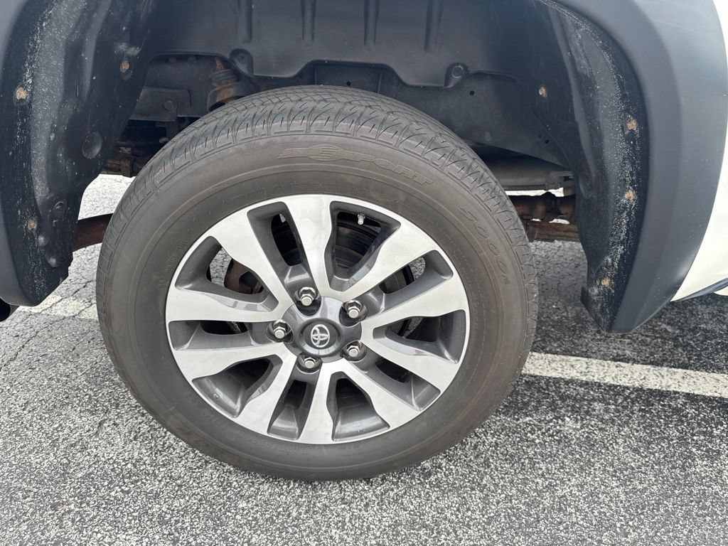 Used 2018 Toyota Tundra Limited AWD/4WD image 45