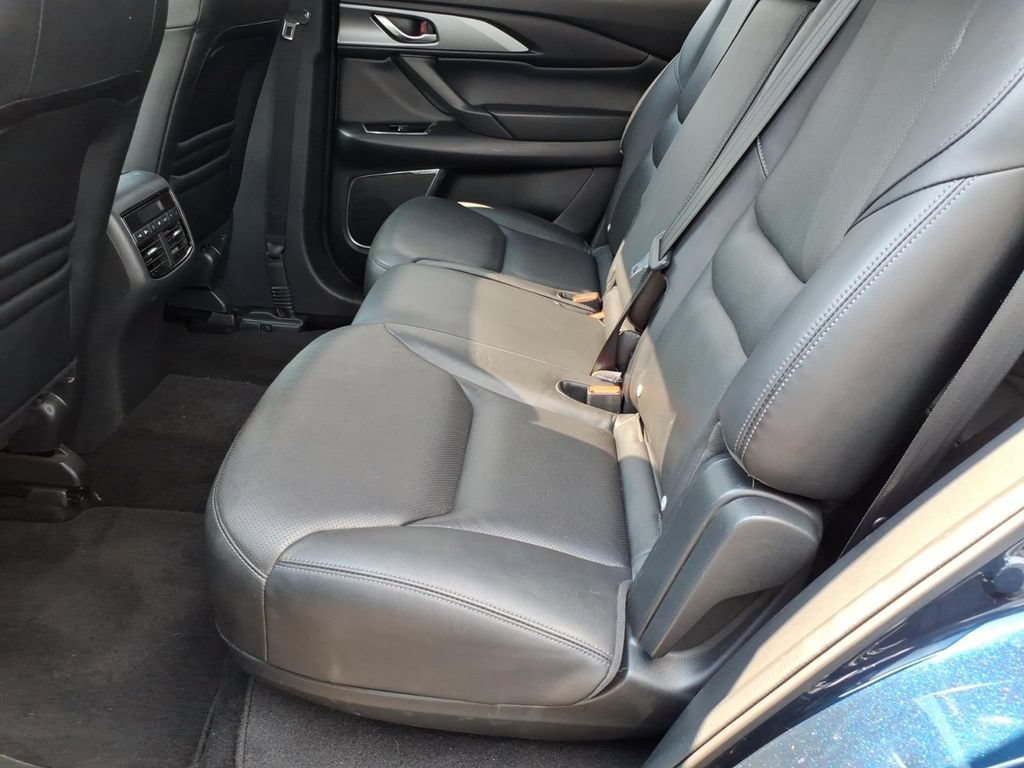 Used 2019 MAZDA CX-9 Touring w/ Touring Premium Package AWD/4WD image 13