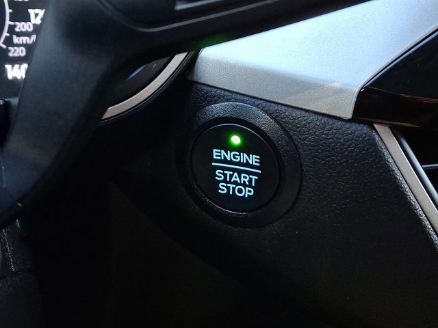 Certified 2022 Ford Escape SE w/ Cold Weather Package image 28