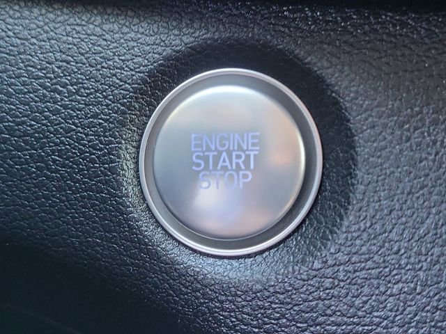 Used 2020 Hyundai Santa Fe SEL image 12