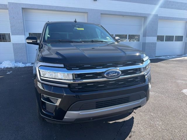 Certified 2024 Ford Expedition Limited image 2