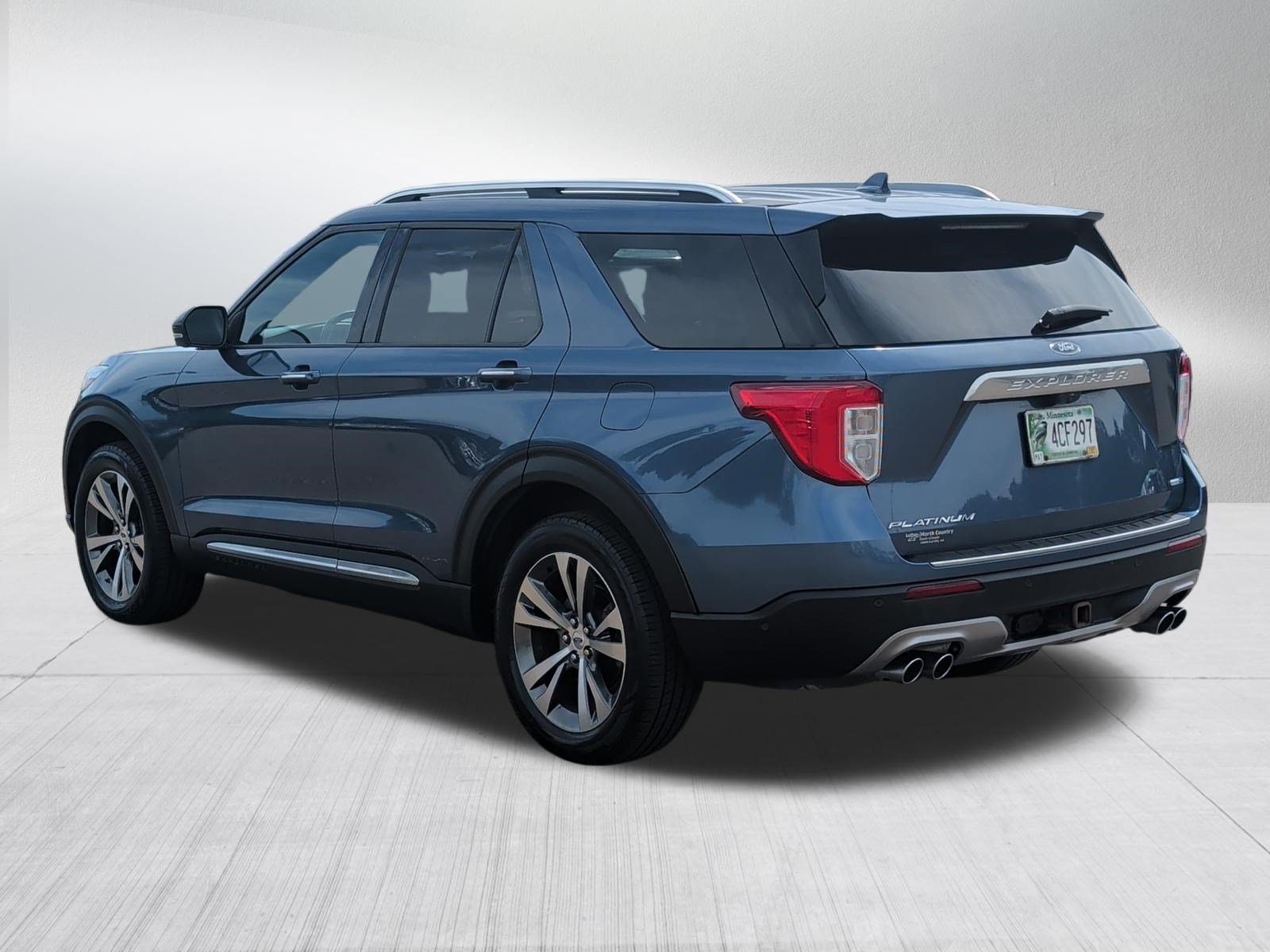 Certified 2020 Ford Explorer Platinum w/ Premium Technology Package AWD/4WD image 5