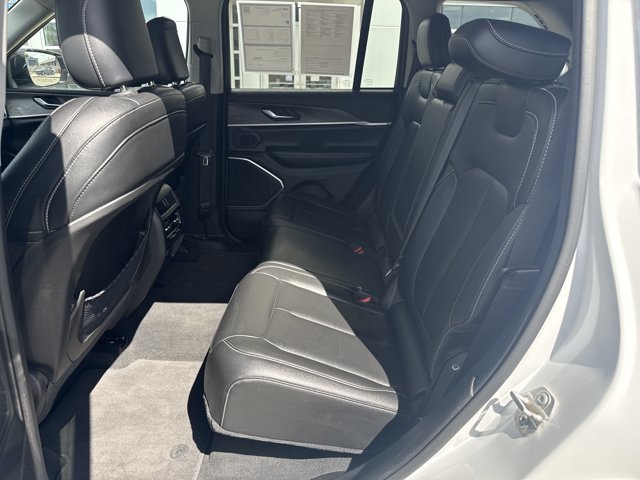 Used 2024 Jeep Grand Cherokee Limited 4xe AWD/4WD image 13