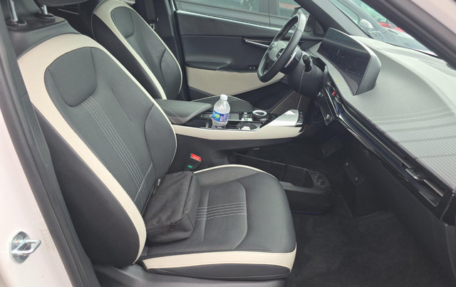 Used 2023 Kia EV6 GT-Line AWD/4WD image 6