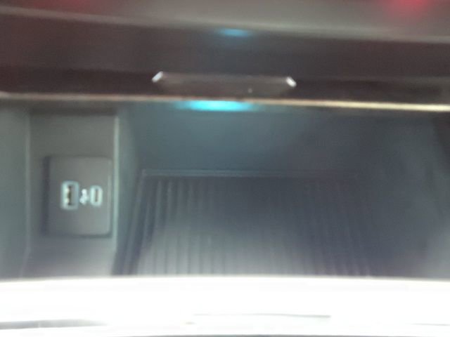 Certified 2022 Ford F250 Lariat w/ Chrome Package image 37