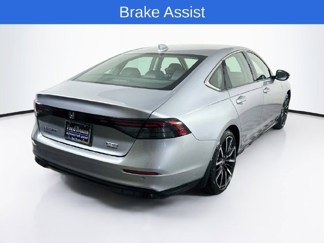 Used 2023 Honda Accord Touring image 9