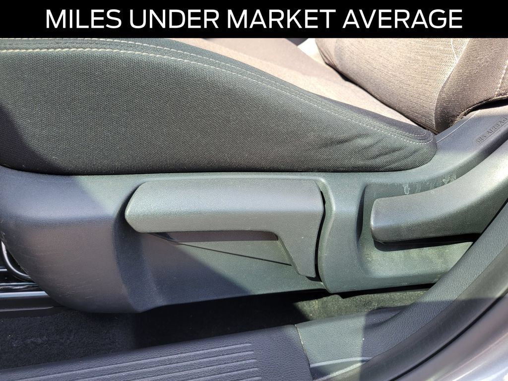Used 2021 Nissan Rogue S FWD image 17