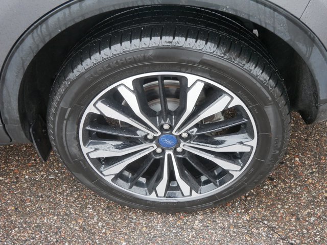 Certified 2022 Ford Escape SE w/ SE Sport Appearance Package image 8