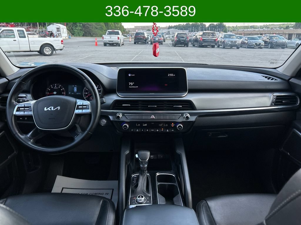 Used 2022 Kia Telluride LX AWD/4WD image 12