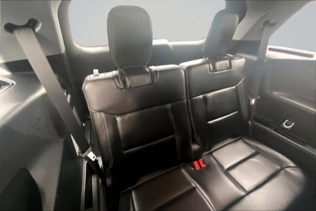 Certified 2023 Ford Explorer XLT w/ Equipment Group 202A AWD/4WD image 28