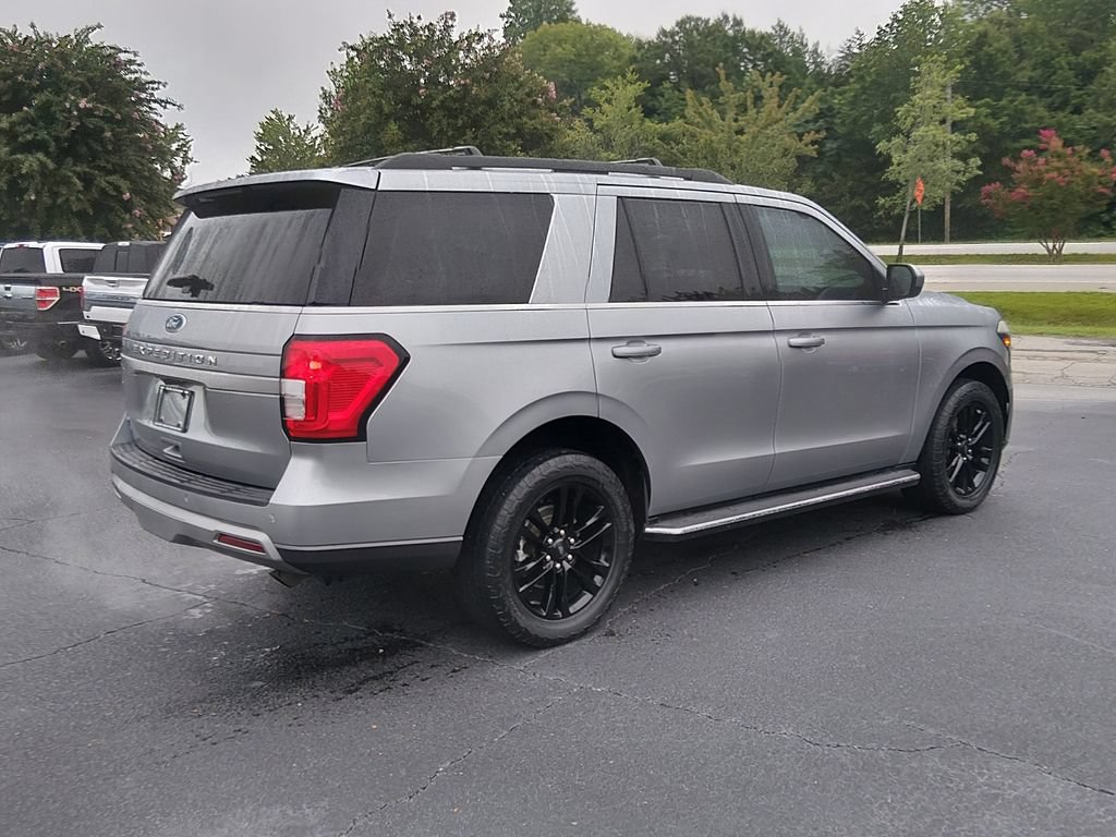 Certified 2023 Ford Expedition XLT RWD image 4