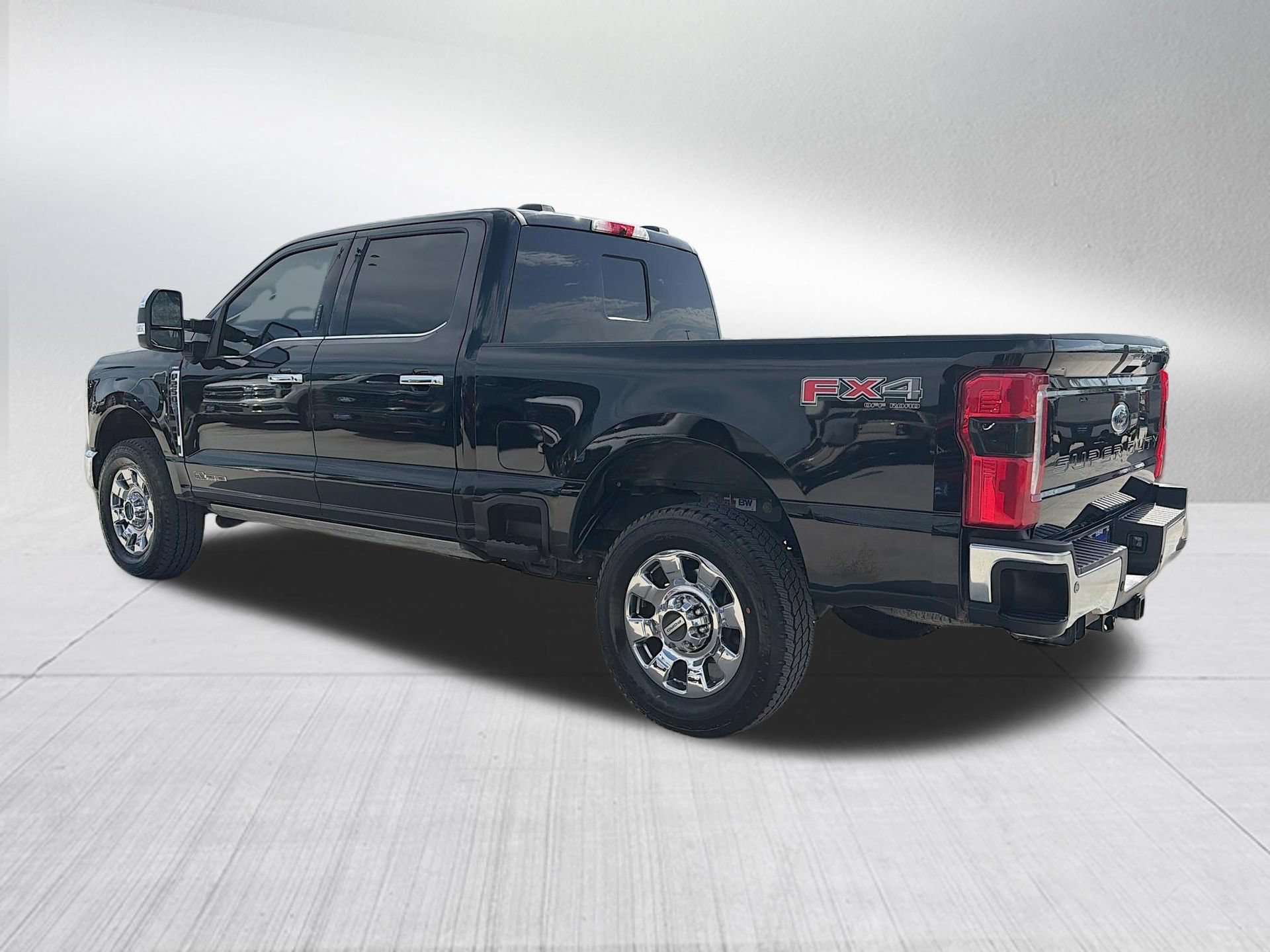 Certified 2024 Ford F250 Lariat w/ Lariat Ultimate Package AWD/4WD image 10