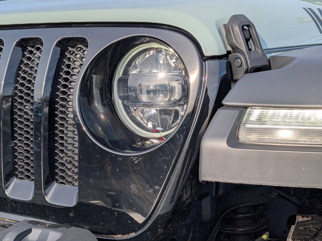 Used 2023 Jeep Wrangler Willys image 10