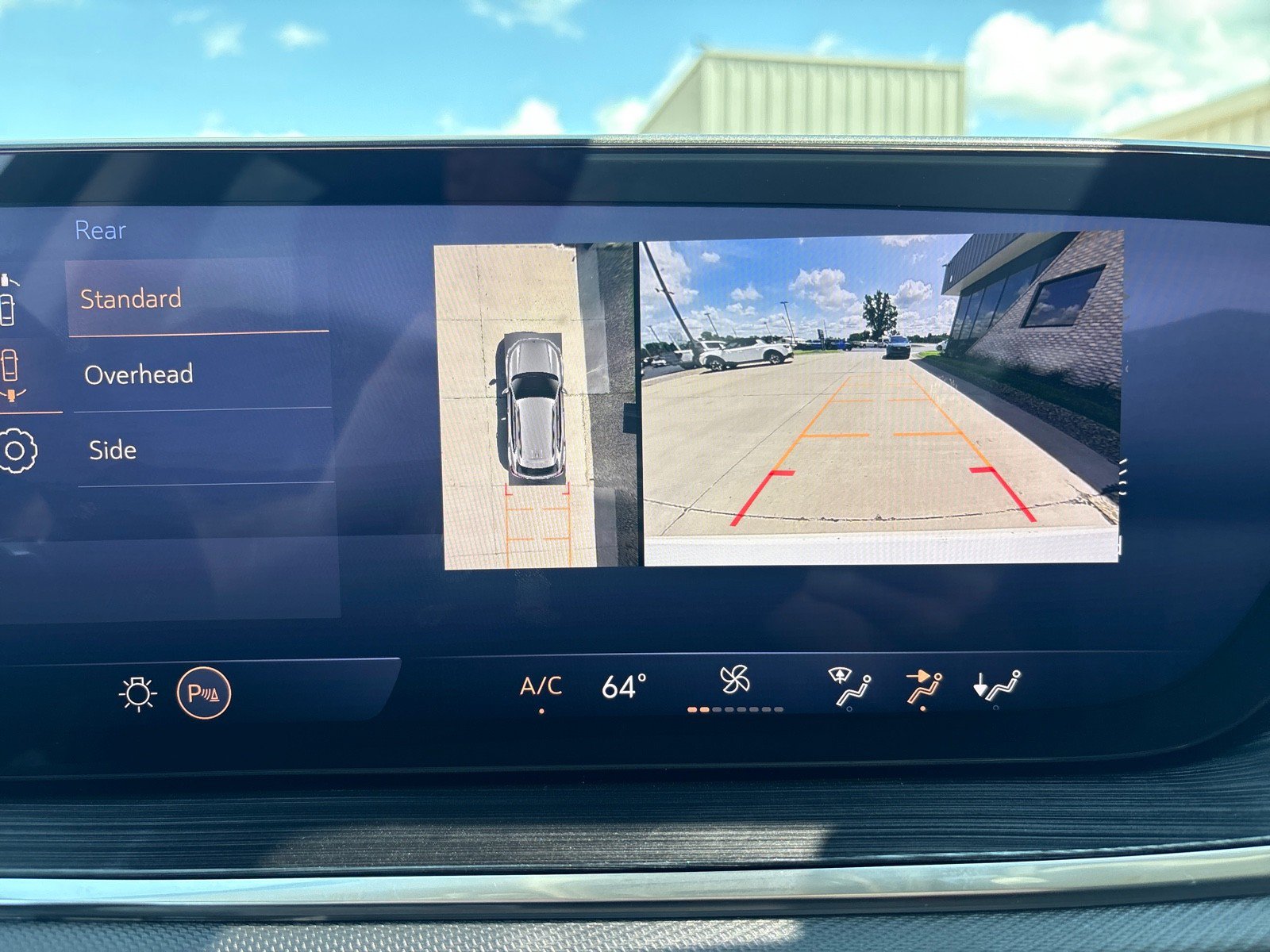Used 2024 Buick Envision Preferred AWD/4WD image 20