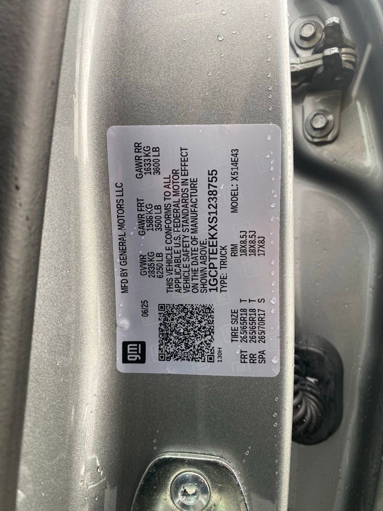 Used 2025 Chevrolet Colorado Trail Boss image 16