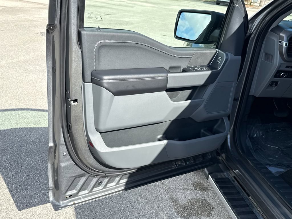 Certified 2025 Ford F150 XLT w/ Equipment Group 301A Standard image 13