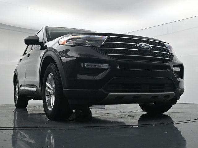 Certified 2023 Ford Explorer XLT w/ Equipment Group 202A AWD/4WD image 31