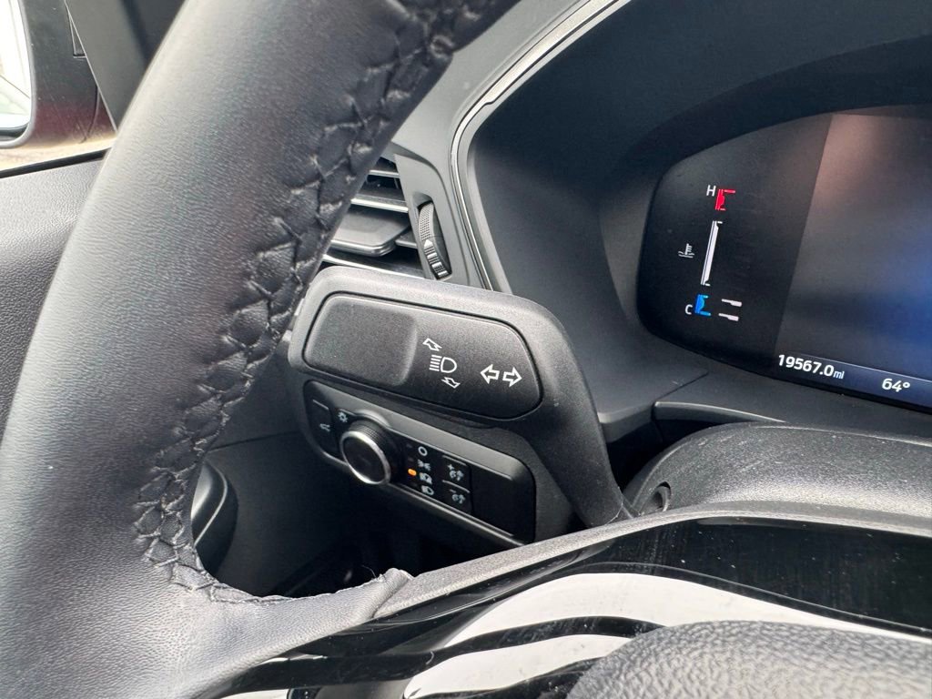 Certified 2023 Ford Escape Active AWD/4WD image 32