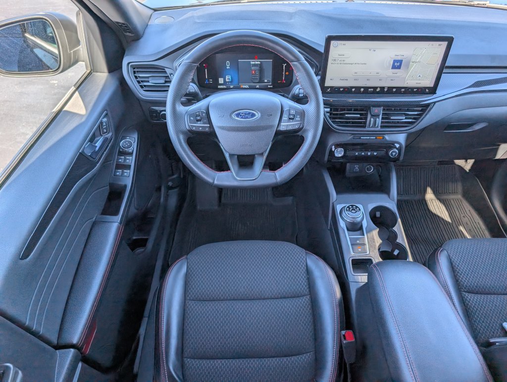 Certified 2023 Ford Escape ST-Line w/ Tech Pack #1 AWD/4WD image 12