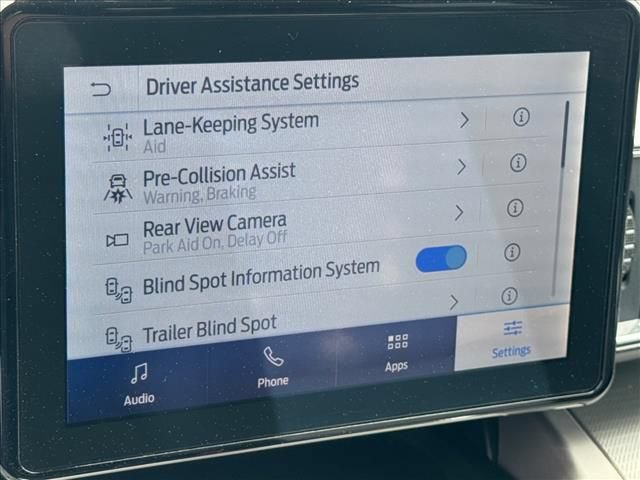 Certified 2022 Ford Explorer XLT w/ Equipment Group 202A AWD/4WD image 27