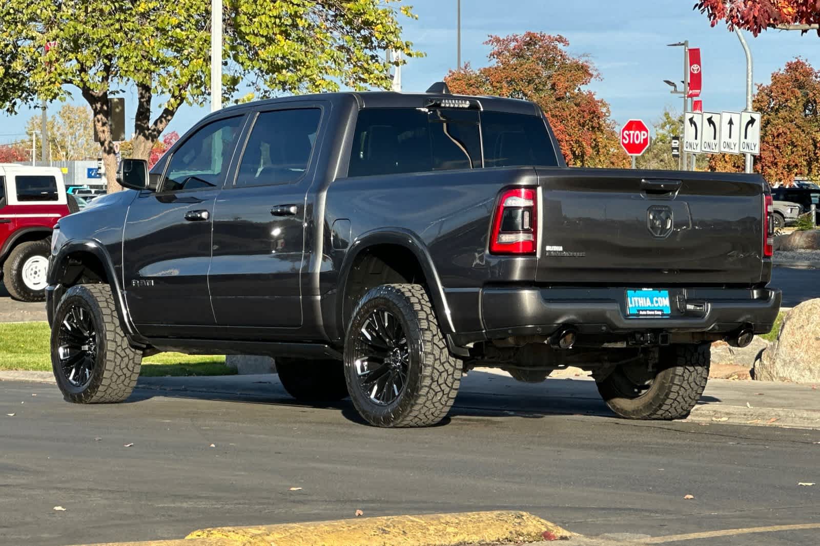 Used 2021 RAM 1500 Laramie AWD/4WD image 6