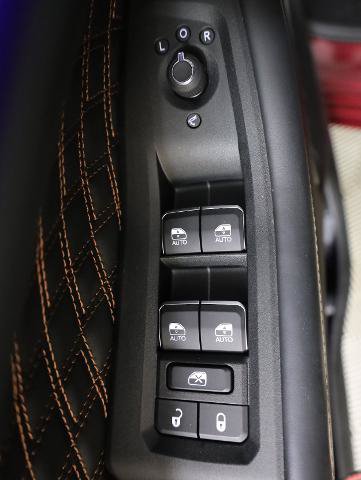 Used 2025 Jeep Grand Cherokee Summit AWD/4WD image 32