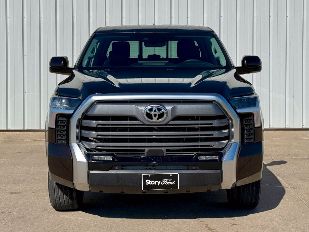 Used 2023 Toyota Tundra Limited AWD/4WD image 9