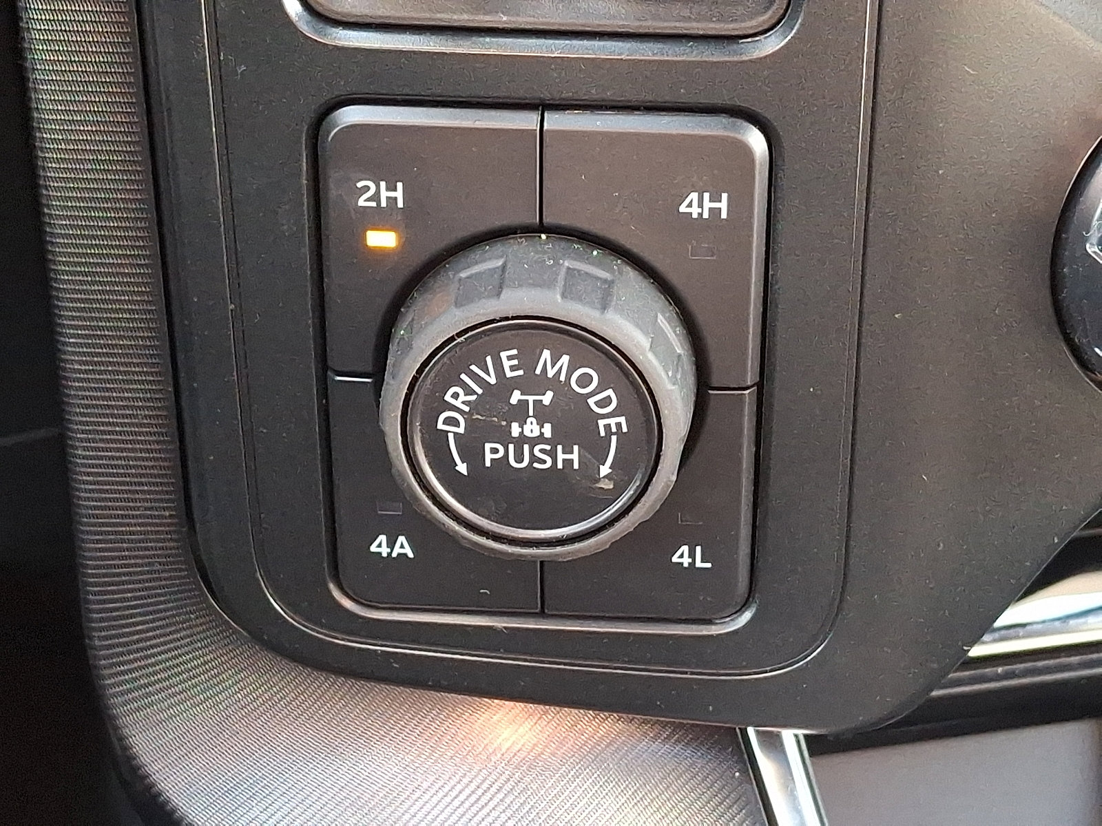 Certified 2025 Ford F150 Raptor w/ Equipment Group 803A Raptor R image 32