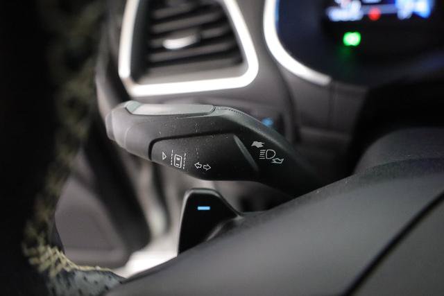 Certified 2019 Ford Edge ST w/ Cold Weather Package AWD/4WD image 14