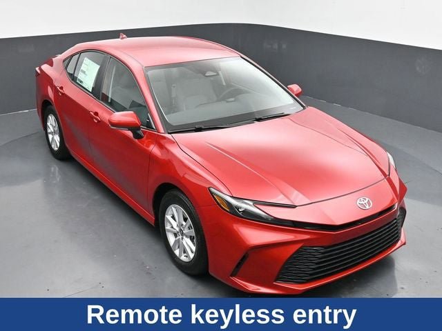 Used 2025 Toyota Camry LE FWD image 25
