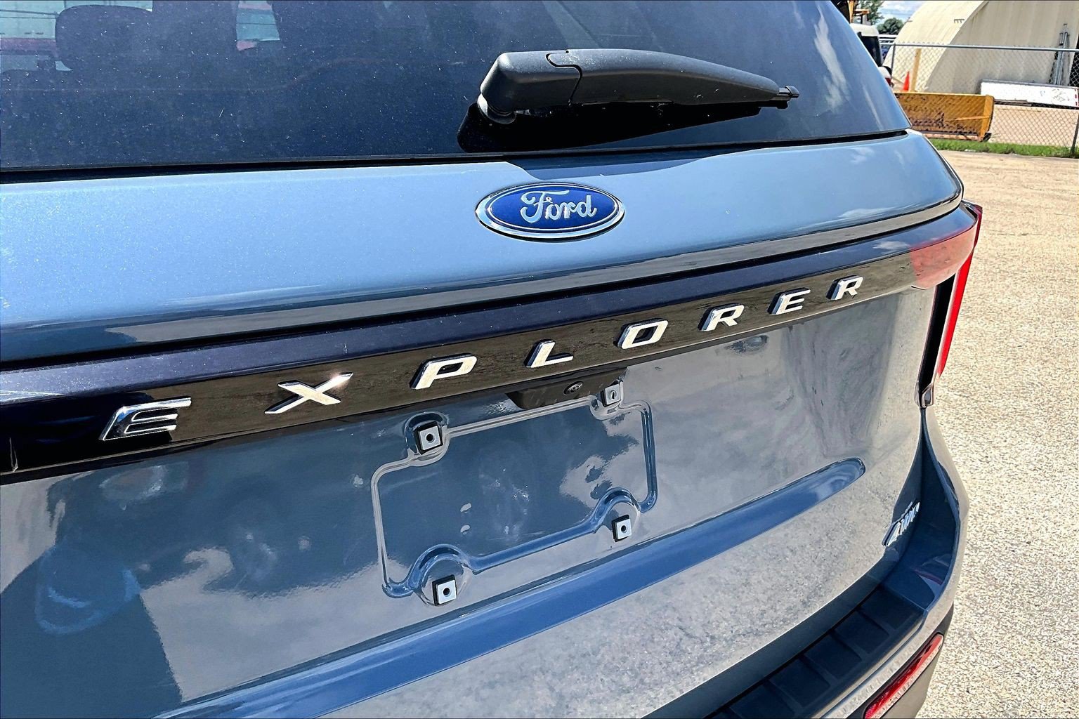 Certified 2025 Ford Explorer Active AWD/4WD image 32