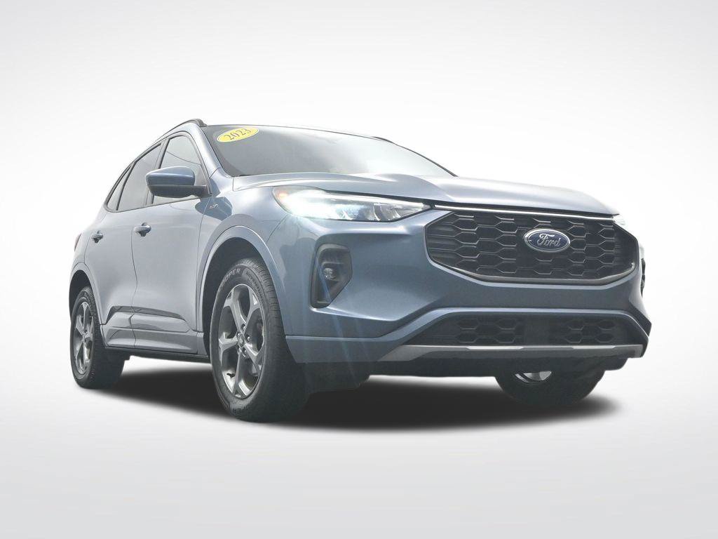 Certified 2023 Ford Escape ST-Line Select AWD/4WD image 46