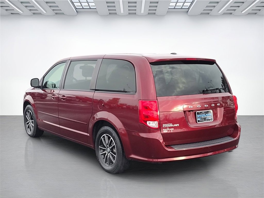 Used 2017 Dodge Grand Caravan SE image 5
