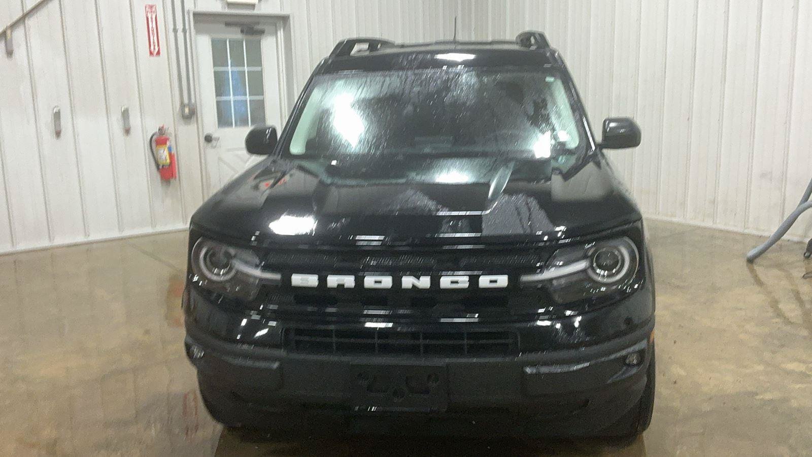 Certified 2022 Ford Bronco Sport Outer Banks w/ Tech Package AWD/4WD image 8