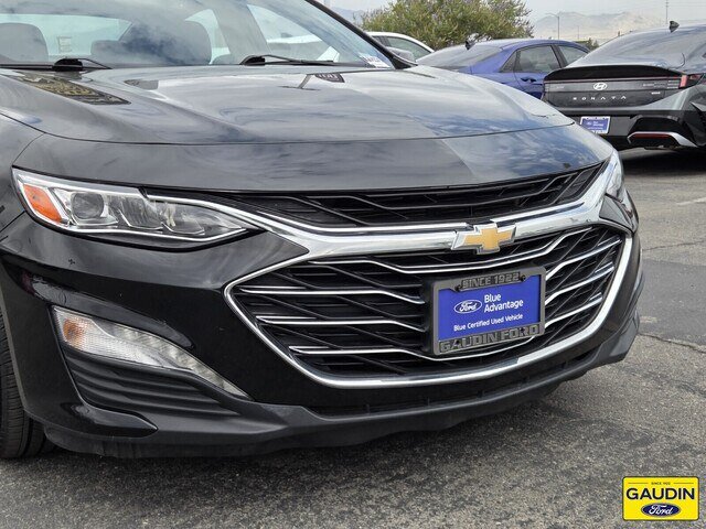 Used 2024 Chevrolet Malibu LT FWD image 2