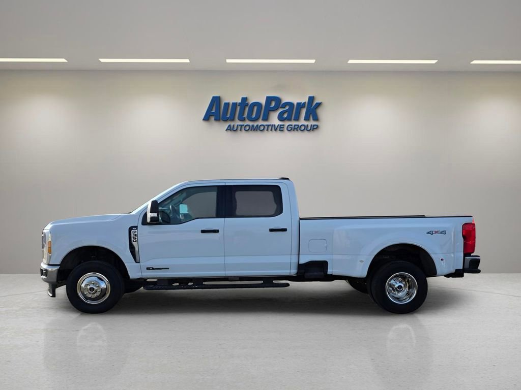Certified 2025 Ford F350 XLT image 2