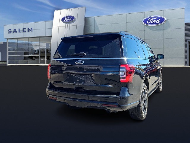 Certified 2023 Ford Expedition Limited AWD/4WD image 3