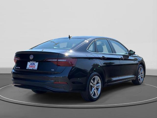Used 2024 Volkswagen Jetta SE FWD image 6