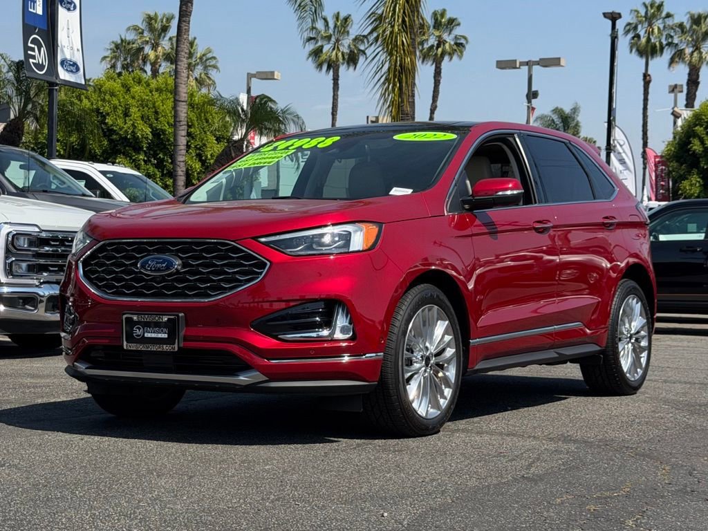 Certified 2022 Ford Edge Titanium w/ Equipment Group 301A image 4