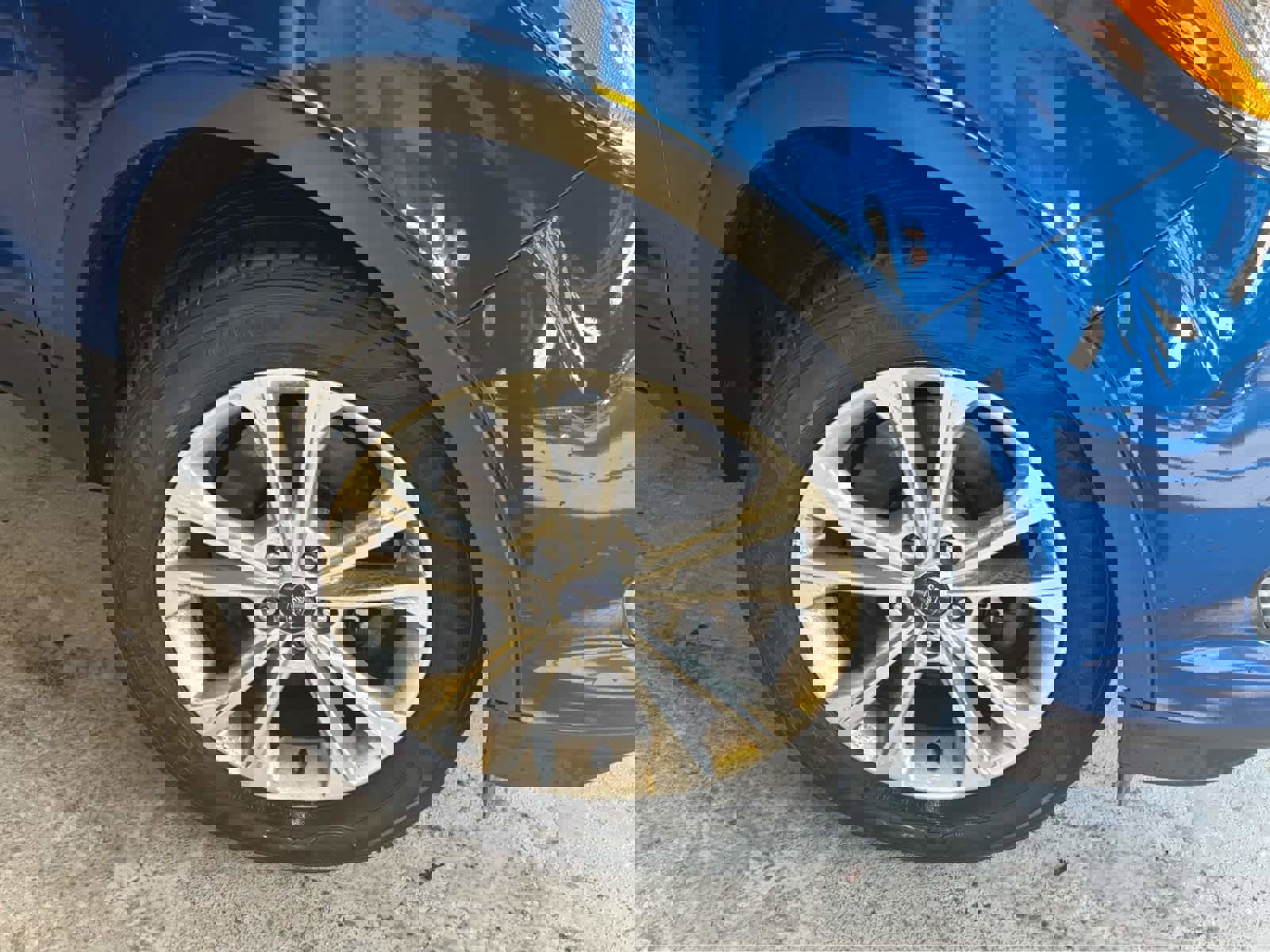 Certified 2018 Ford Escape SE w/ SE Sync 3 Package image 28