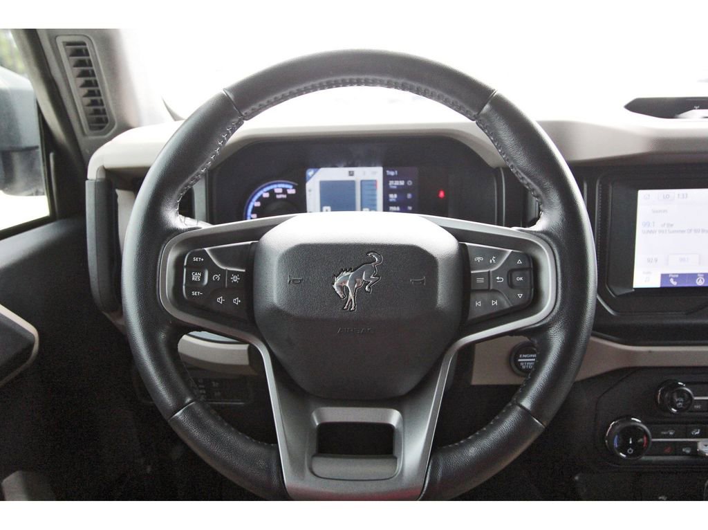 Certified 2022 Ford Bronco Wildtrak AWD/4WD image 14