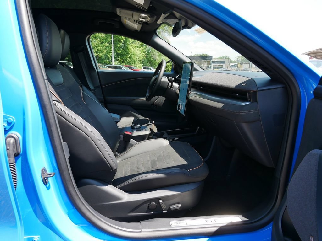 Certified 2023 Ford Mustang Mach-E GT AWD/4WD image 8